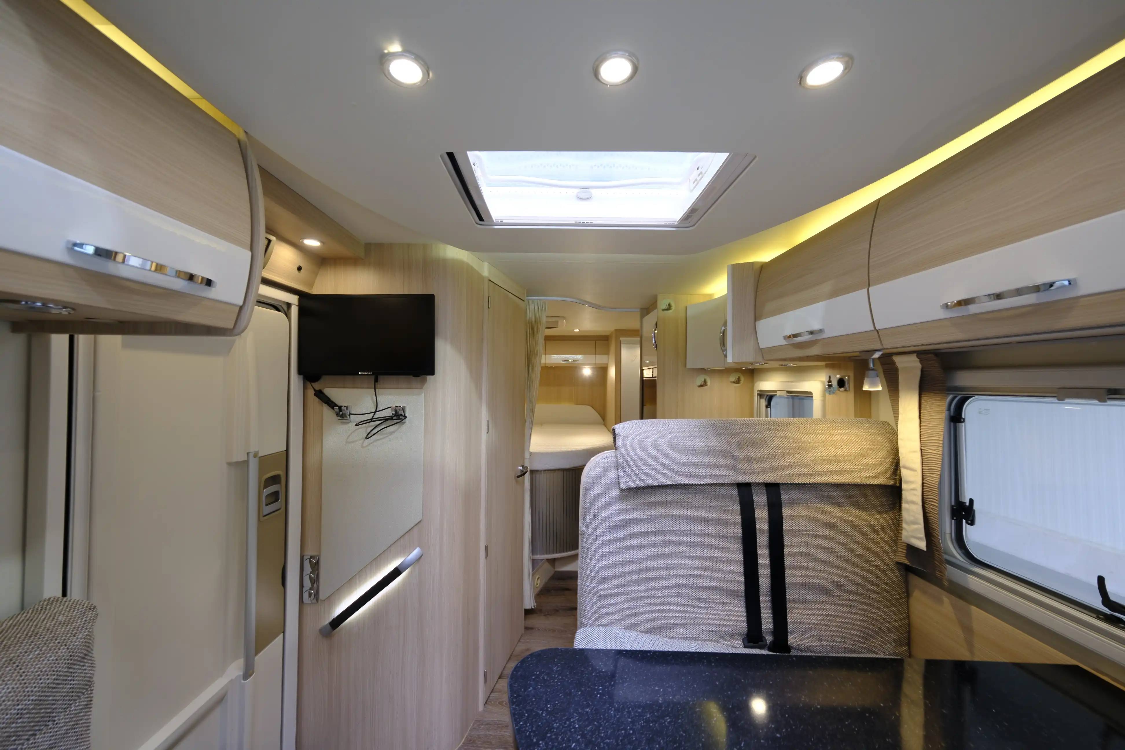 BUERSTNER Nexxo Time IT 685 - Ansicht 9